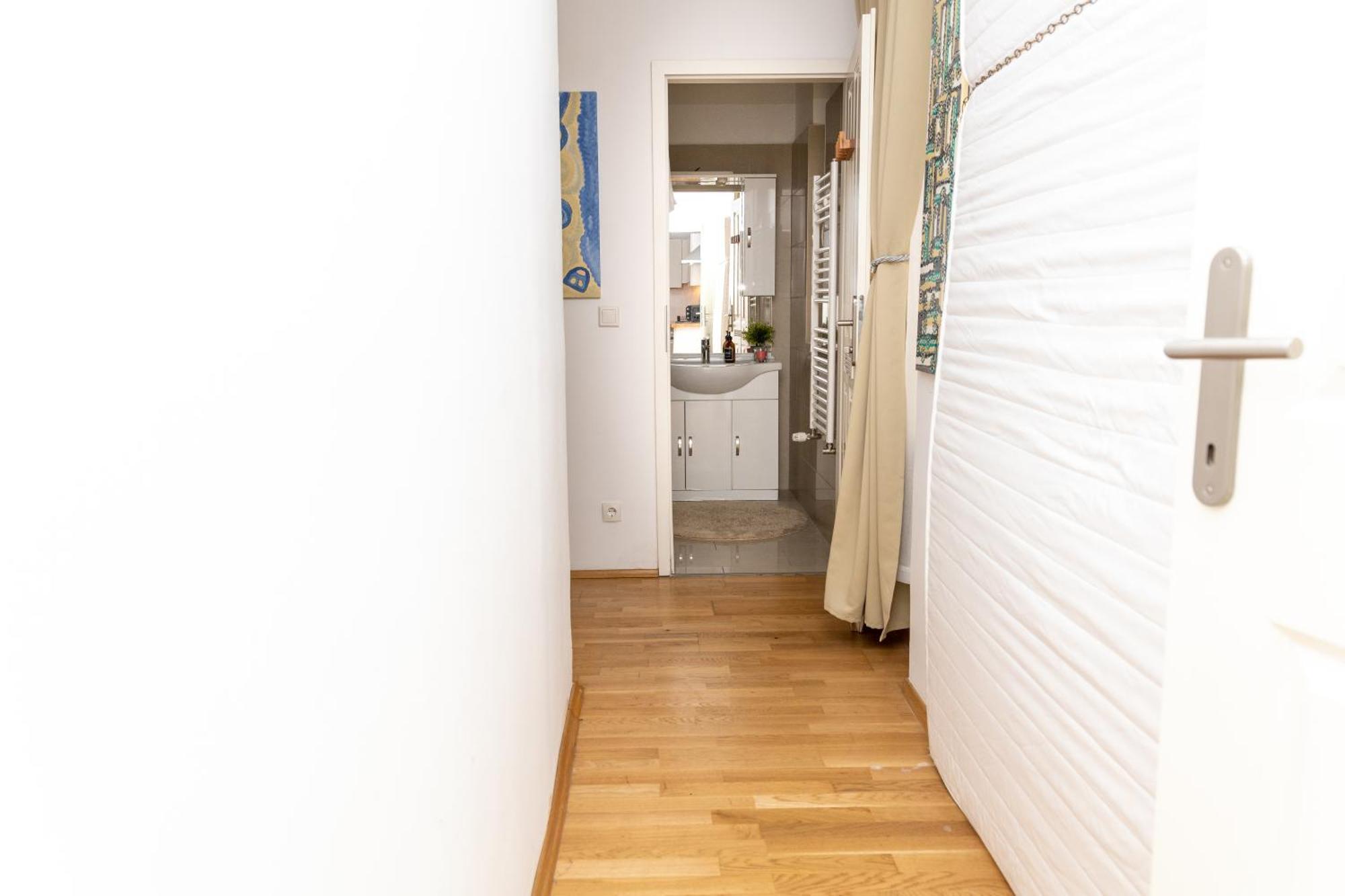 City Apartment Top Location, Quiet And Cozy Ideal To Relax Or Work Wien Eksteriør billede